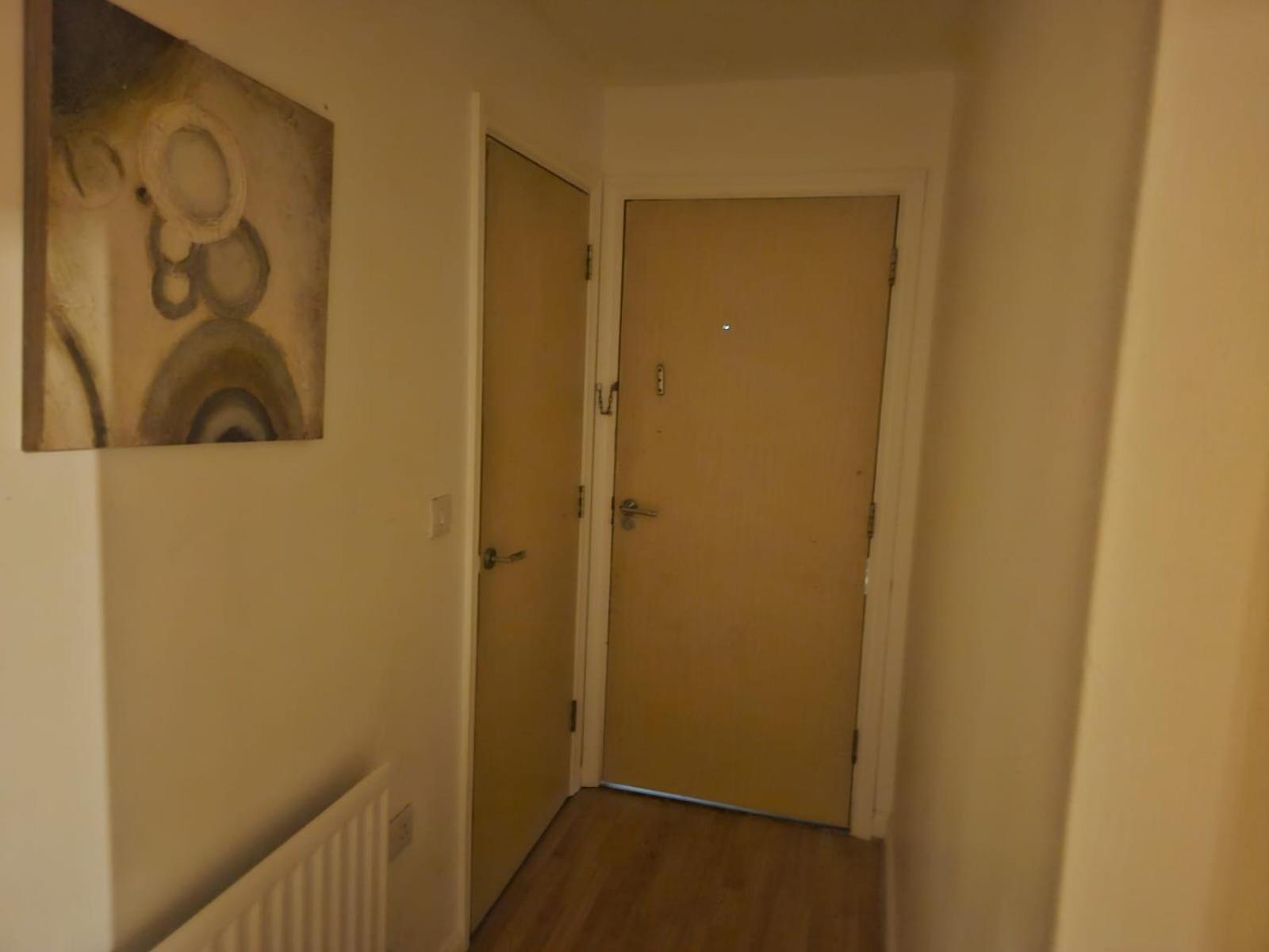 Big Double Room With Bathroom In 2 Bedroom Flat Kitchen Is Shared Harrow on the Hill ภายนอก รูปภาพ